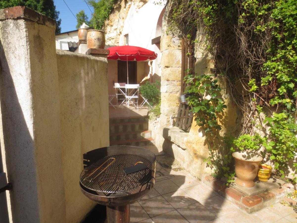 Hôtel L'Etape troglo à Vouvray Extérieur photo